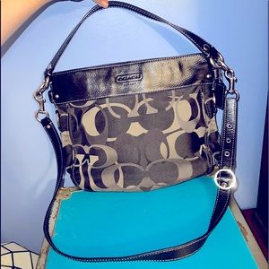 COA! Coach Vintage Signature Logo Bag w/ certificate of authenticity!